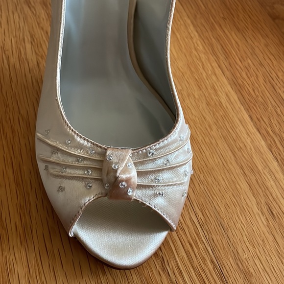 SALE Sling back stunner - Picture 2 of 8